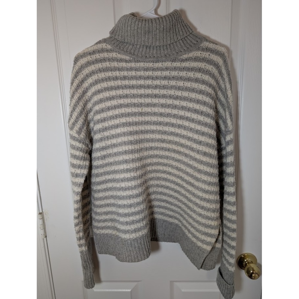 GAP Striped Turtleneck Sweater Pullover Knit Wool Blend Gray Cream Size M